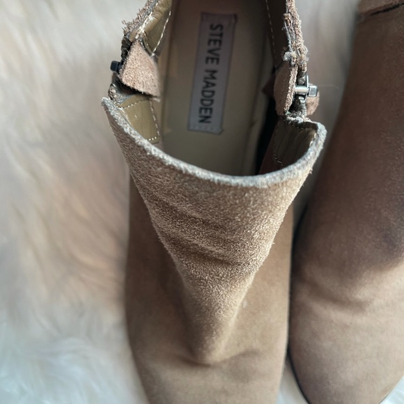 COPY - ⭐️⭐️CLEARANCE ⭐️⭐️STEVE MADDEN ARPER ANKLE SUEDE BOOTIES TAN SIZE 8 - Picture 5 of 7